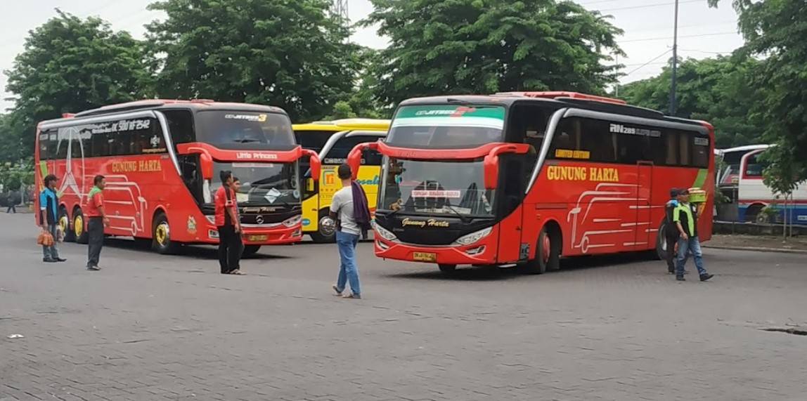 Bus Bekasi Surabaya
