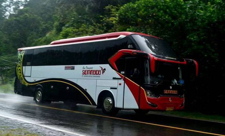 Bus Bandung Padang