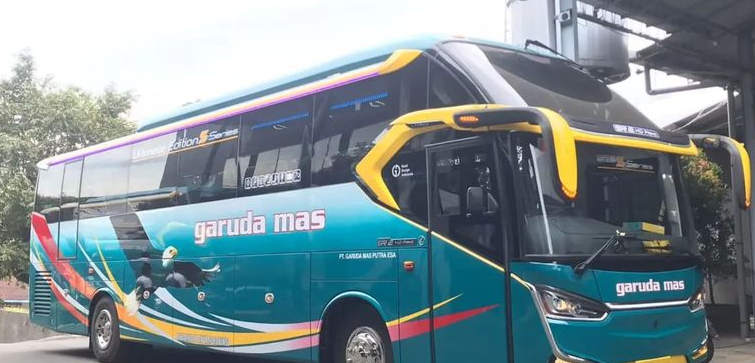 Bus Garuda Mas