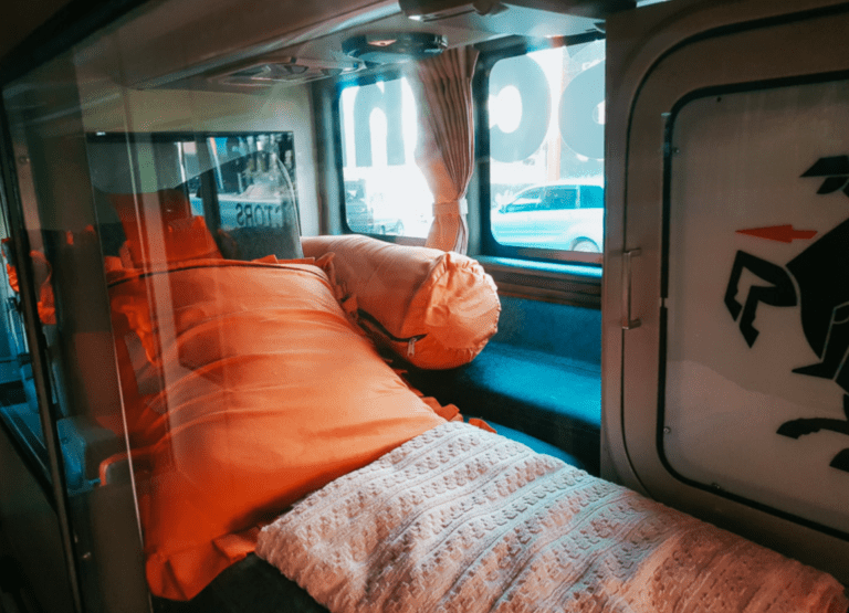 Sleeeper Bus Jakarta Kediri