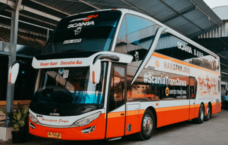 Bus Jakarta Kediri